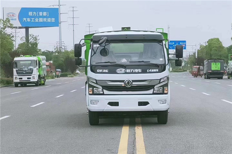 國(guó)六東風(fēng)大多利卡8噸（1.5水6塵）吸塵車