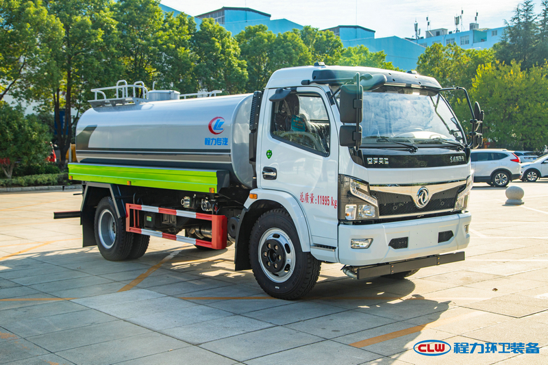 東風(fēng)大福瑞卡灑水車（9.2方）（標(biāo)準(zhǔn)化）