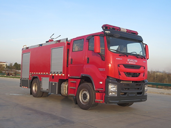 8噸五十鈴水罐消防車
